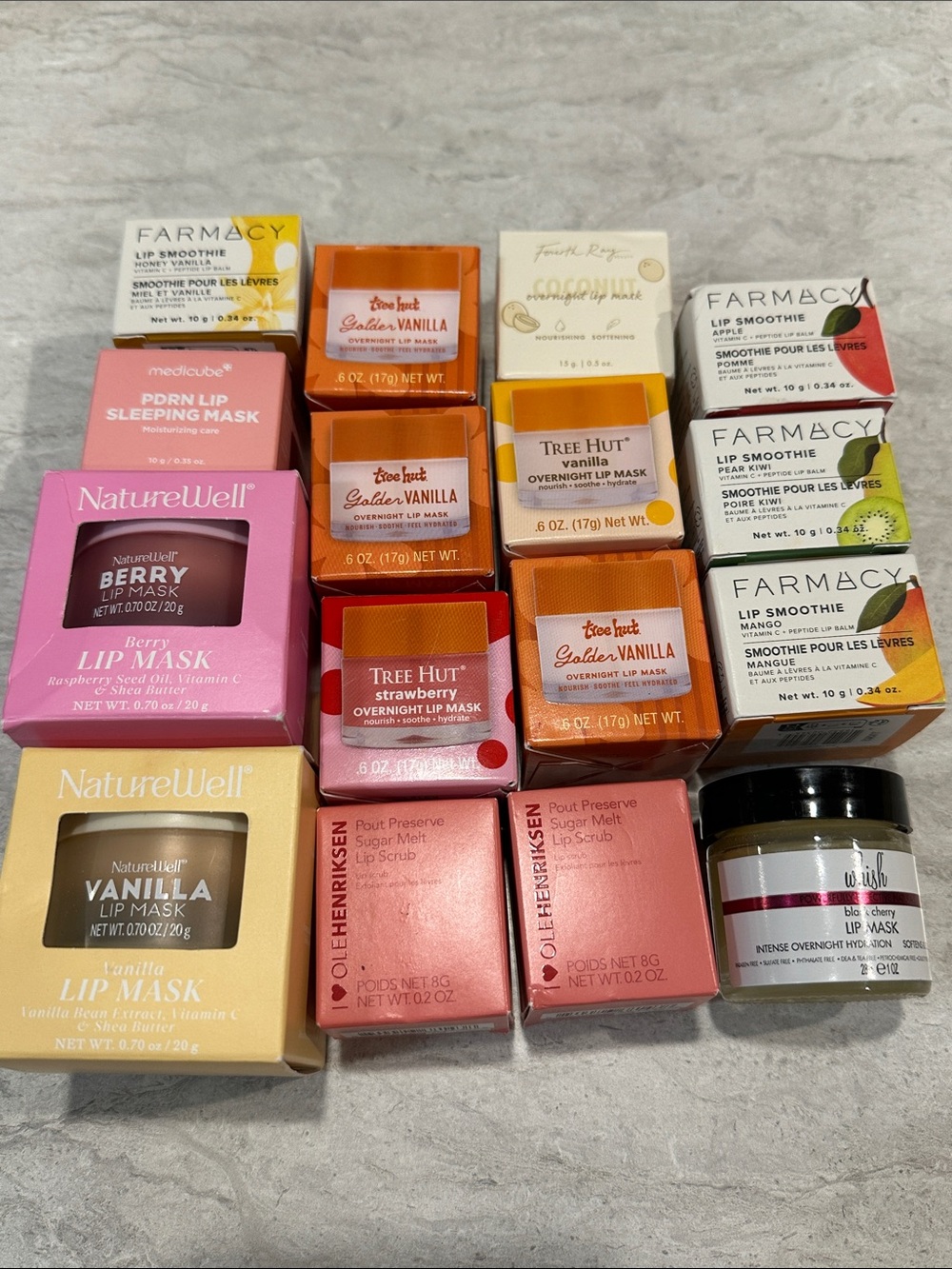 16 Lip Mask